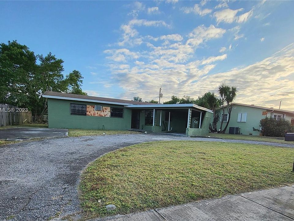 1st image of 3840 NW 172nd Ter