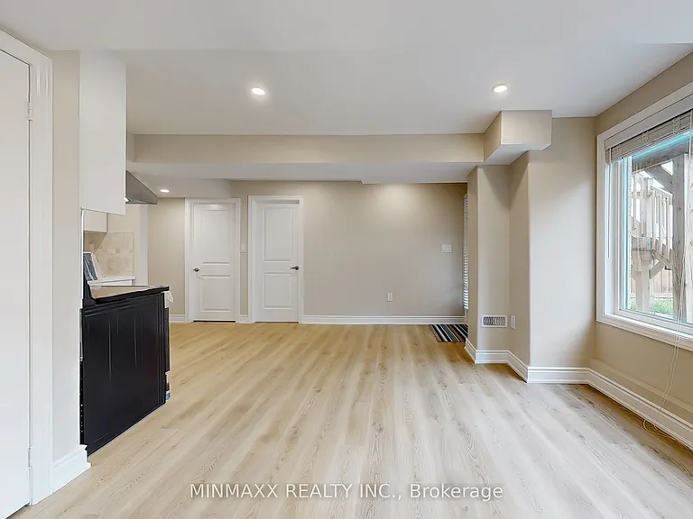 465 Thornborrow Ct — Photo 12