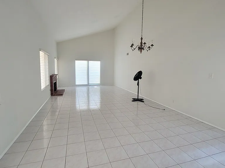 1709 Park Glen Cir #D — Photo 16