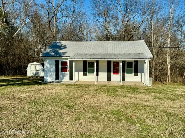 3058 Old A J Hwy W #J, Strawberry Plains, TN 37871