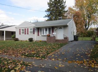30 Sussex Rd, Camp Hill, PA 17011