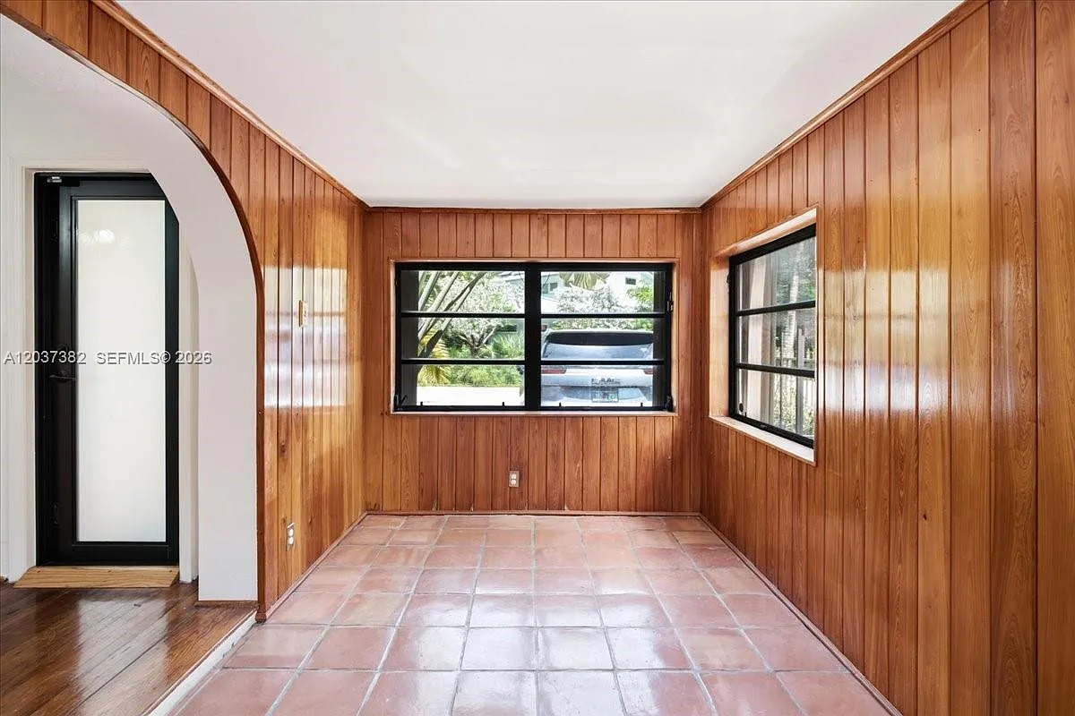 Ocean View Heights — Photo 4