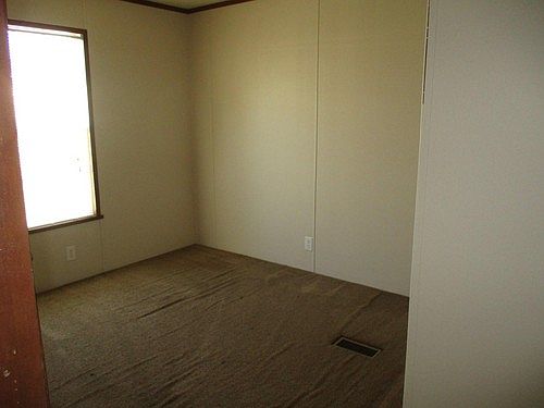 5th image of 20608 Piedmont Dr