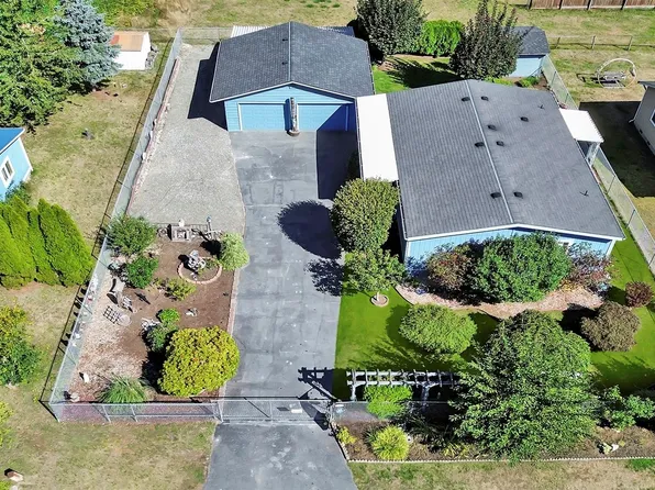 21611 148th St E, Bonney Lake, WA 98391