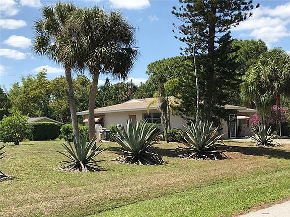 2nd image of 404 Calbira Ave