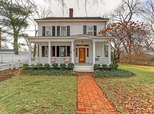 33 Mead Ave, Greenwich, CT 06830