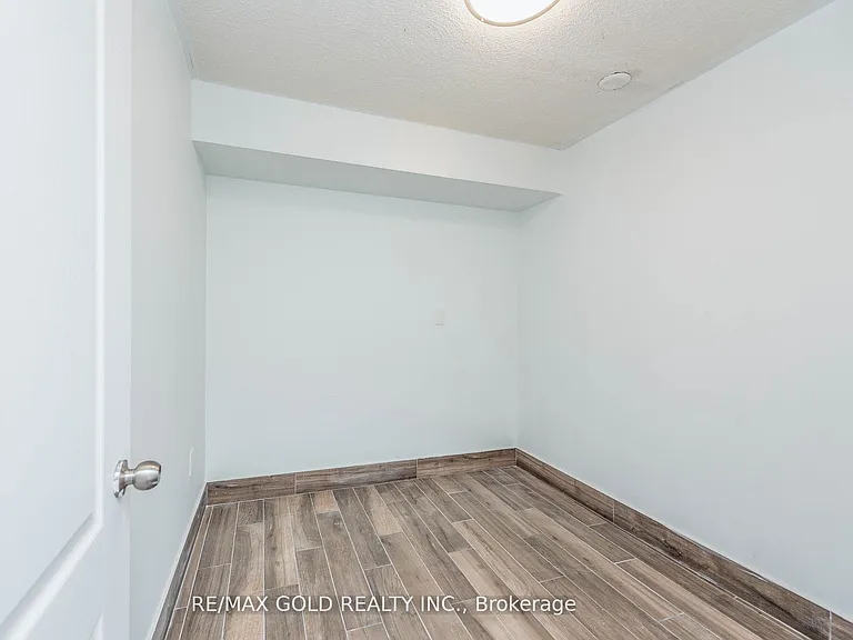 7064 Airport Rd #7064 — Photo 11
