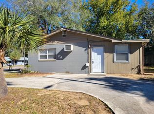1000 E Magnolia Ave #B, Eustis, FL 32726