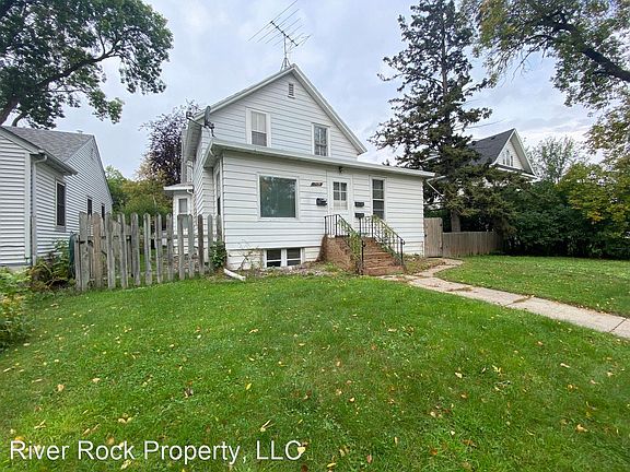 2nd image of 709 4th St S #10514591