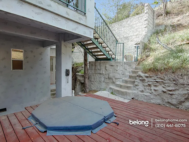 8527 Wonderland Ave — Photo 54