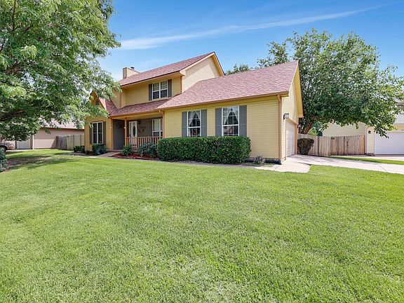 2nd image of 3940 N Bayberry Cir