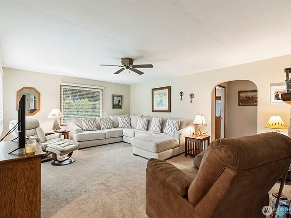 4th image of 762 SW 18th Street