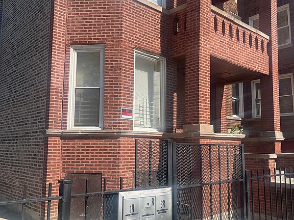 2nd image of 1537 S Saint Louis Ave #3F