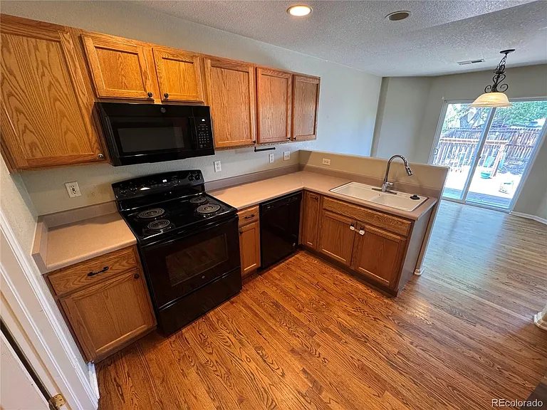 5379 S Picadilly Ct — Photo 6