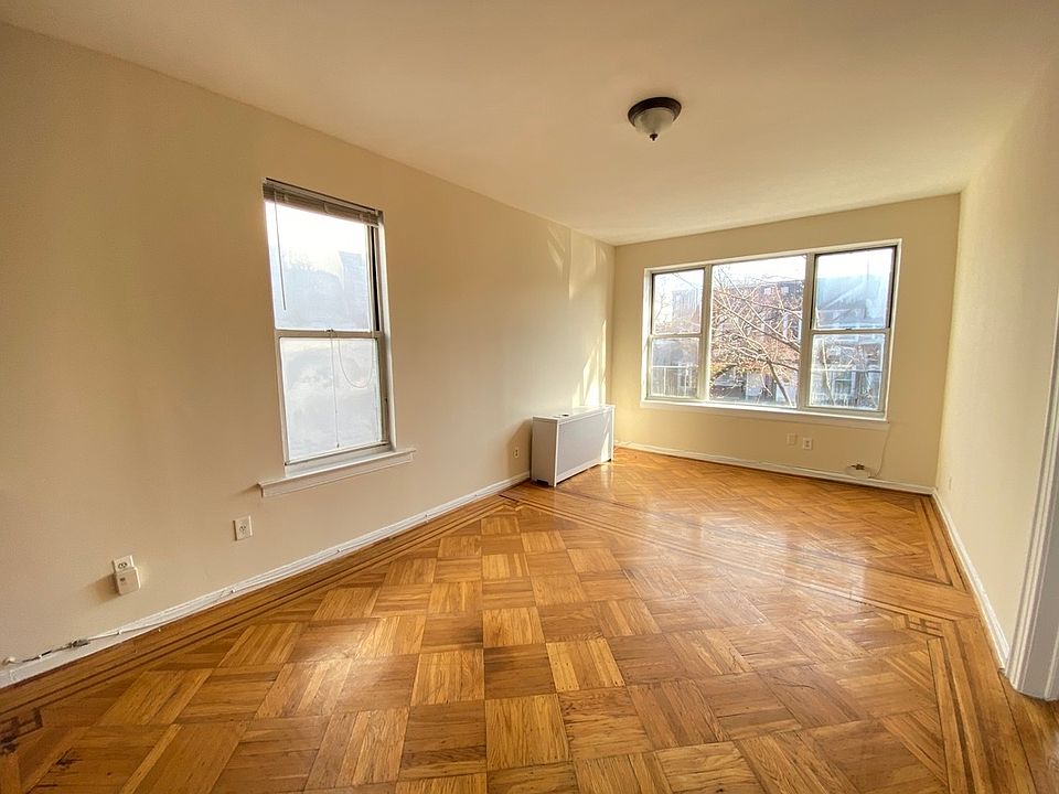 2nd image of 30-74 32nd St #25