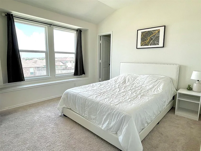 321 Sweet Autumn Dr — Photo 15