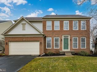 26068 Talamore Dr, Chantilly, VA 20152