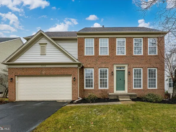 26068 Talamore Dr, Chantilly, VA 20152