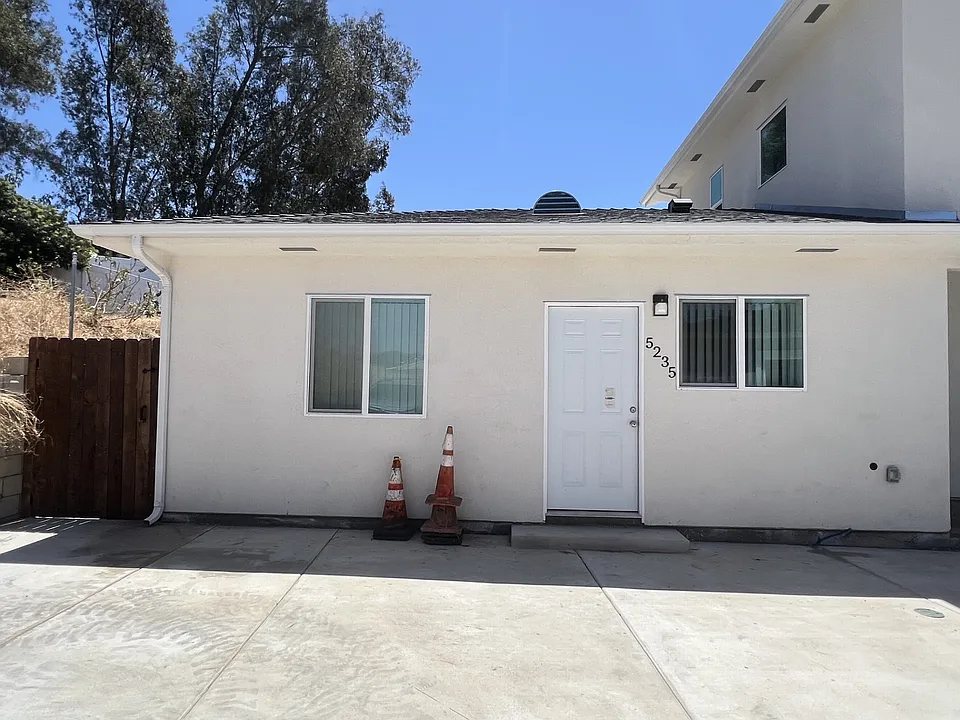 5235 Geneva Ave #5235