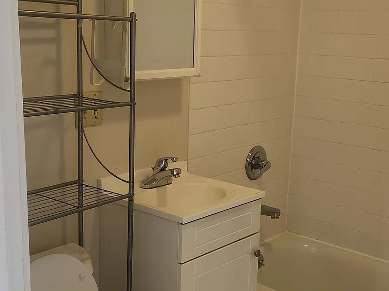 2740 College Ave #305 — Photo 7