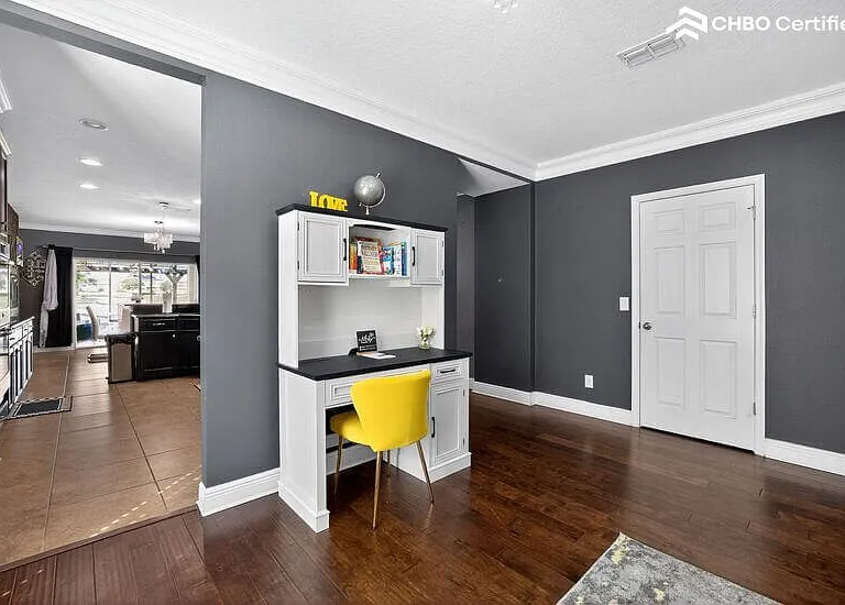 145 Malaga Ave — Photo 5