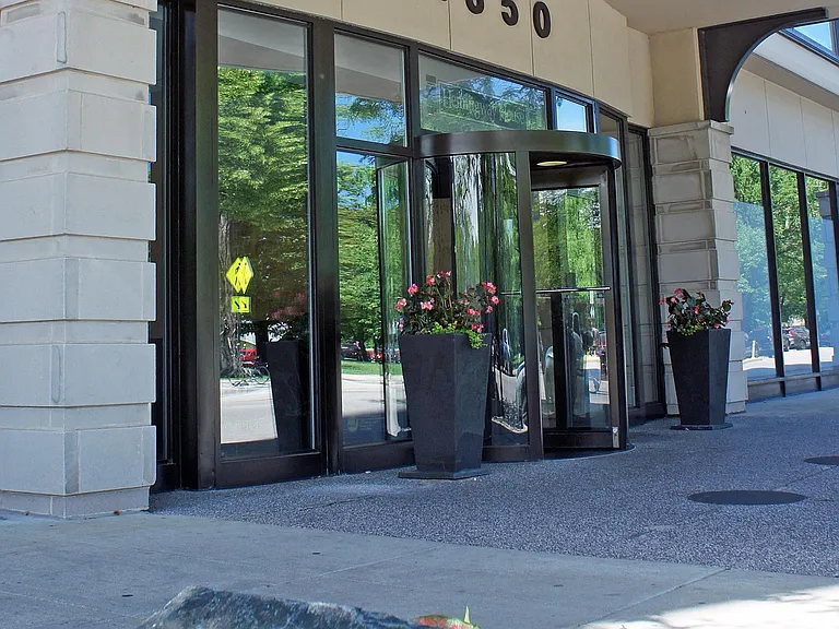 1850 N Clark St #2806 — Photo 1