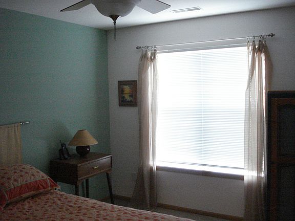 3rd image of 704 Herndon Dr APT 202