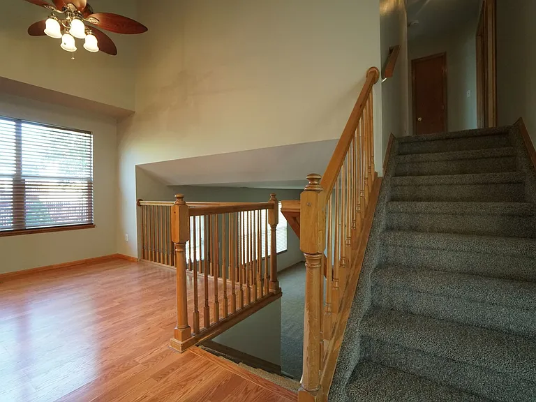 1072 Scarlet Oak Dr — Photo 7