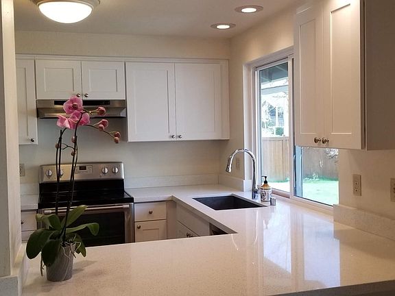5th image of 8704 NE 144th St