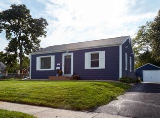 512 12th St, West Des Moines, IA 50265