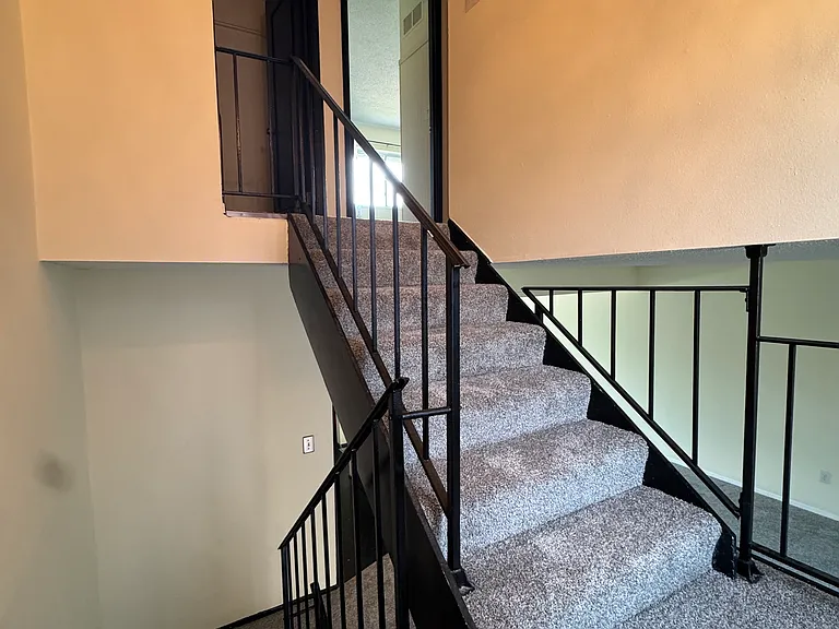 181 Carmel Woods Dr — Photo 11