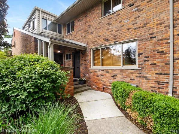 971 N Old Woodward Ave #1, Birmingham, MI 48009