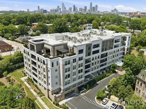 130 Cherokee Rd #406, Charlotte, NC 28207