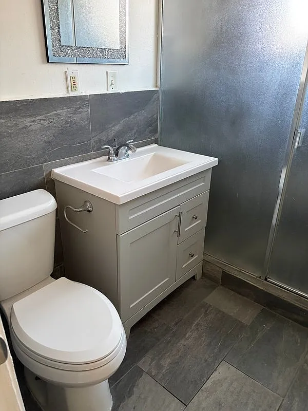 2 bed, 1.0 bath, 600 sqft, $1,800 — Photo 4