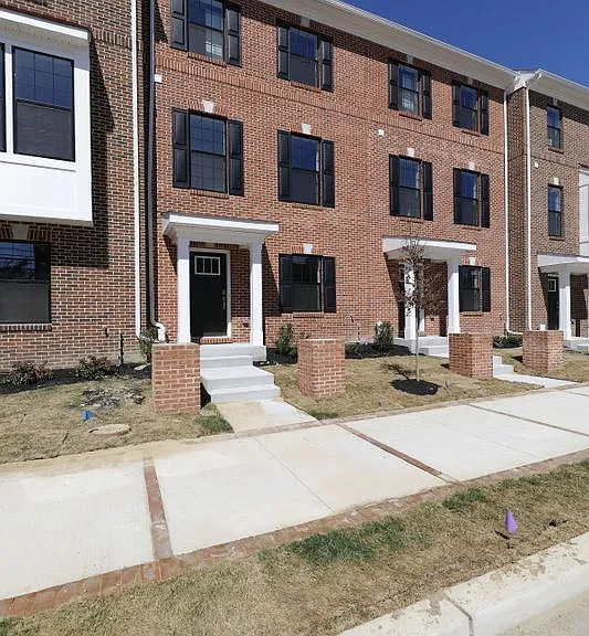 23 Clementon Rd E — Photo 7