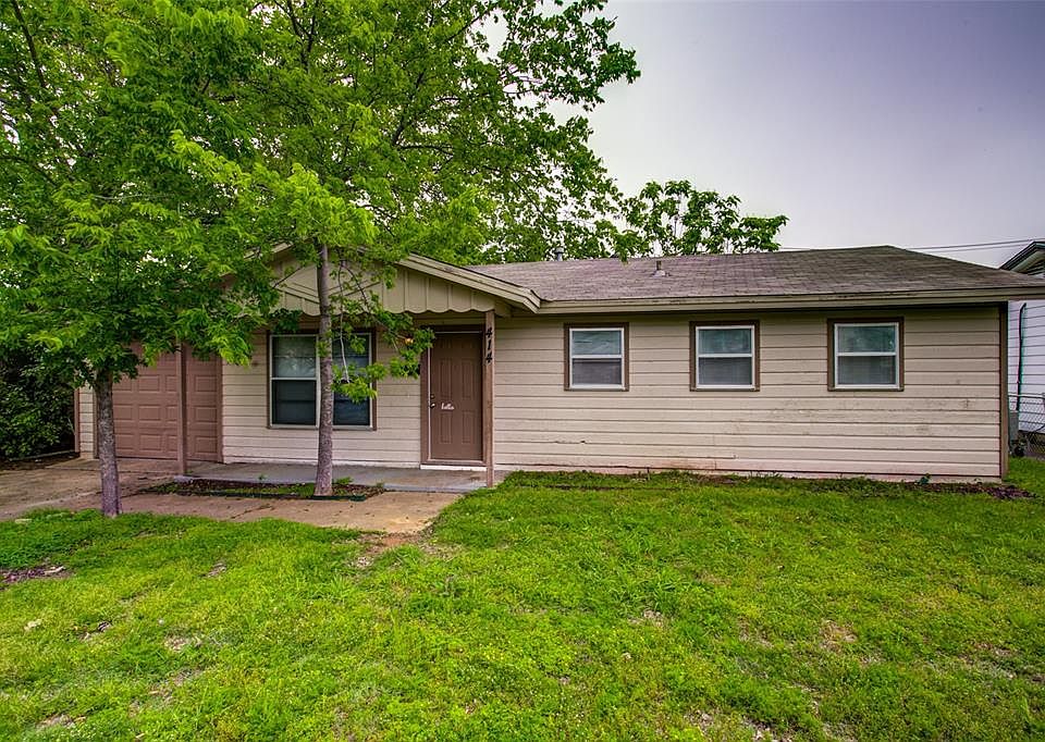 1st image of 414 Himes Dr