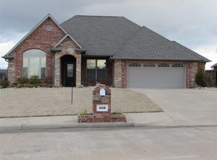 508 Cardinal Rd, Muskogee, OK 74403