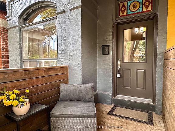 4th image of 128 Brunswick Ave