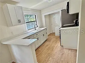 3 bed, 2.0 bath, 972 sqft, $1,750 — Photo 3