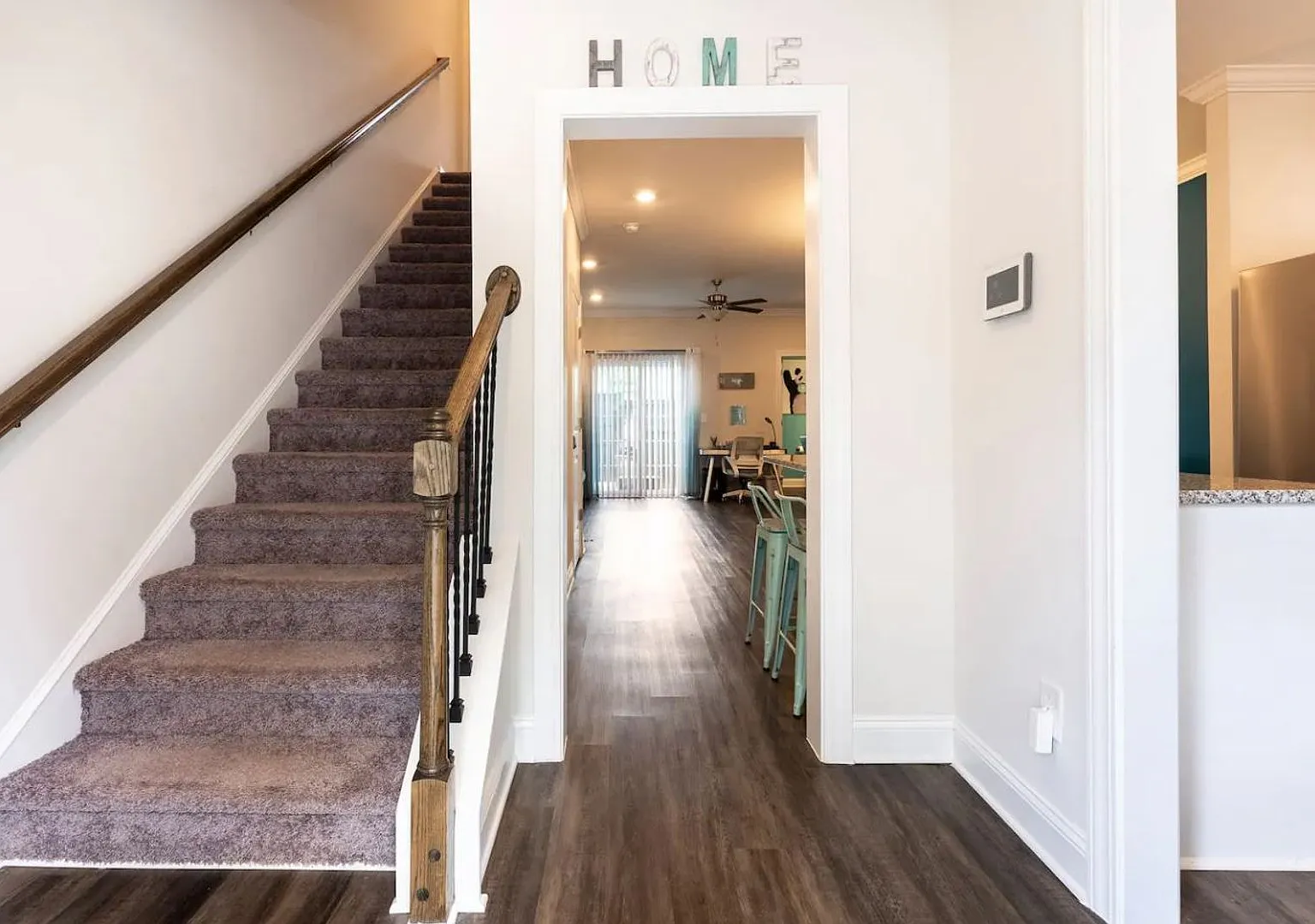 Fantastic Fully Furnished or Unfurnished Townhome! - 4357 Azalea Dr. Columbia, SC 29205 — Photo 2