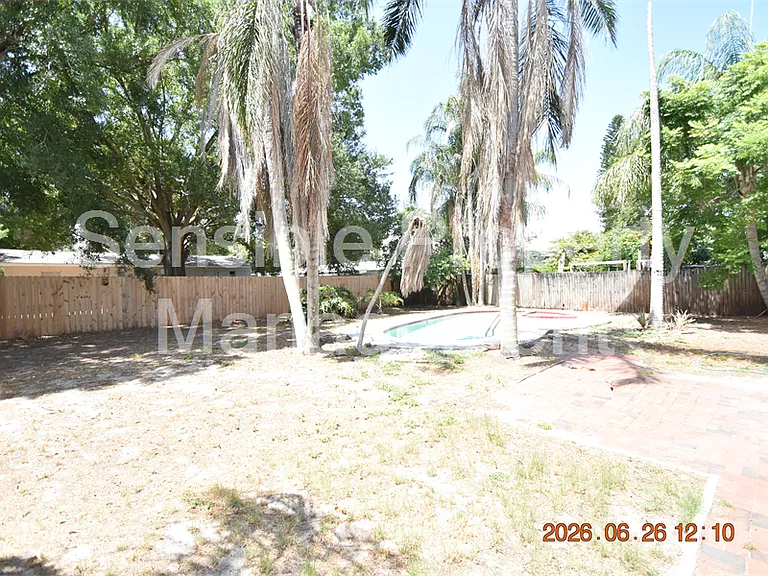 4414 W Wyoming Ave — Photo 30