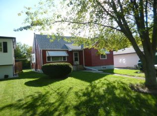 805 Ellis Ave, Ford Heights, IL 60411