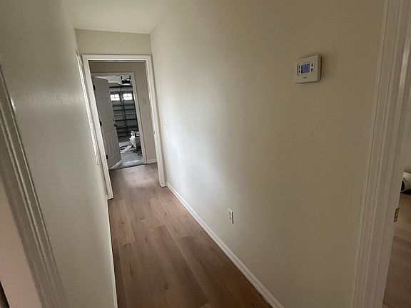 5th image of 4136 Cobblestone Dr