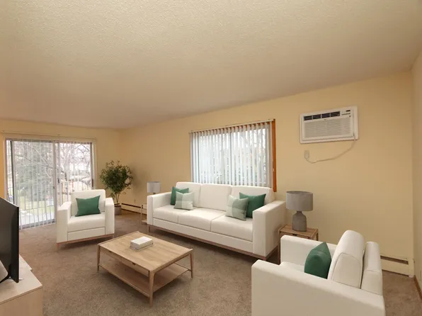 Hampshire House, 1360 Hampshire Ave S APT 101, Minneapolis, MN 55426