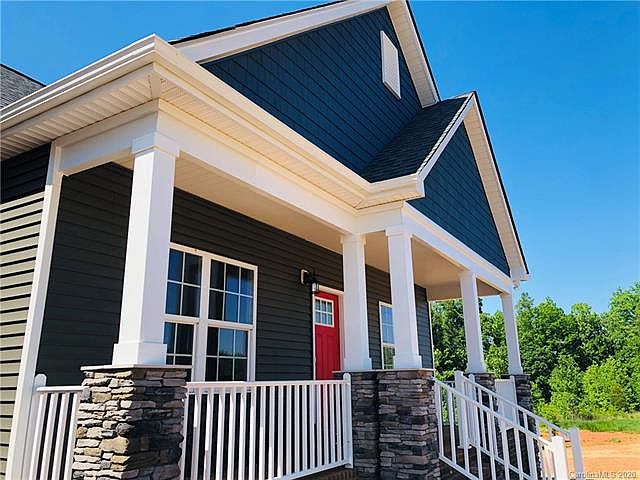 1st image of 1492 Paddock Cir #15