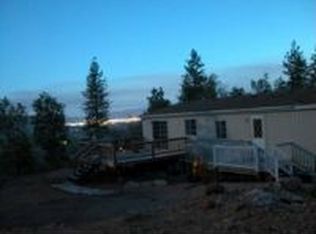 467 Crossway Dr, Gold Hill, OR 97525