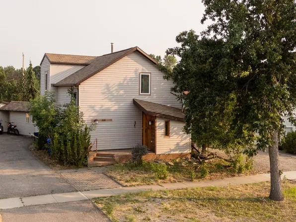 335 50th Ave W, Claresholm, AB T0L 0T0