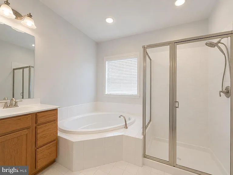 9674 Ethan Ridge Dr — Photo 16