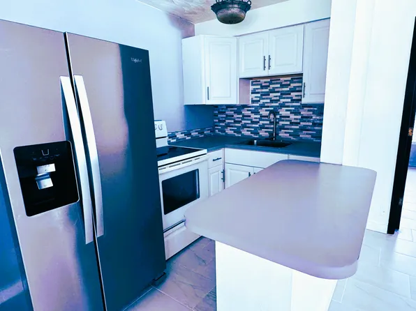 930 NE 17th Ter, Fort Lauderdale, FL 33304