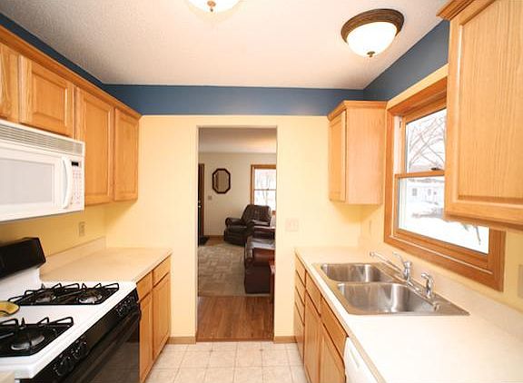 5th image of 2134 Nortonia Ave
